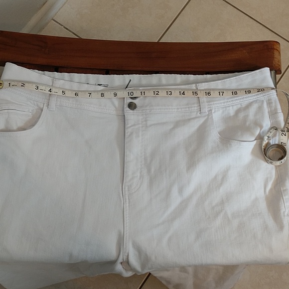 Lane Bryant capri - Picture 4 of 4